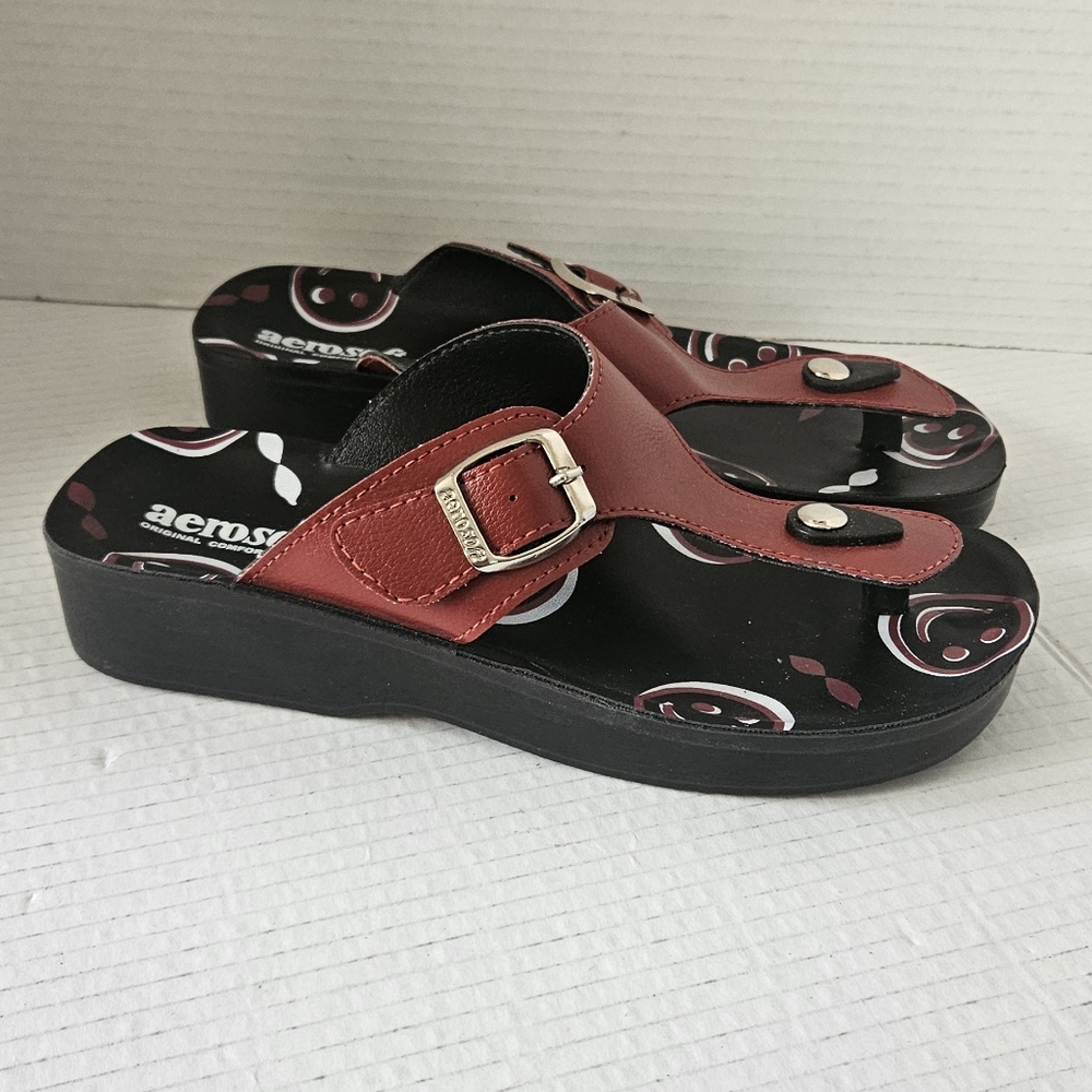 Aerosoft women's Emoji T- strap sandals size EU 38‎ US 7.5 - Picture 2 of 7